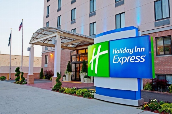 Holiday Inn Express Brooklyn image 7